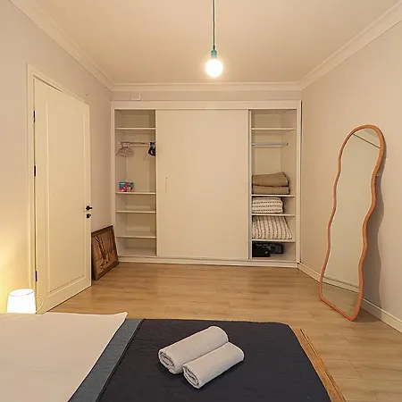 Mtatsminda Cozy Apt: Central & Comfy - By Wehost Tbilisi Exterior photo