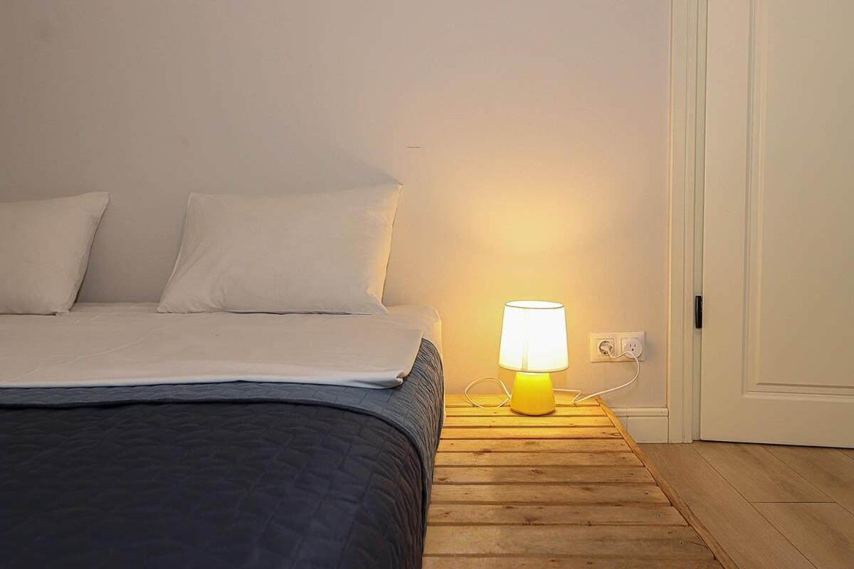 Mtatsminda Cozy Apt: & Comfy - By Wehost * Tbilisi