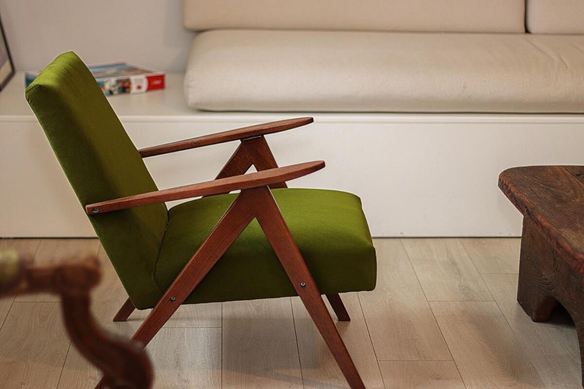 Mtatsminda Cozy Apt: & Comfy - By Wehost *