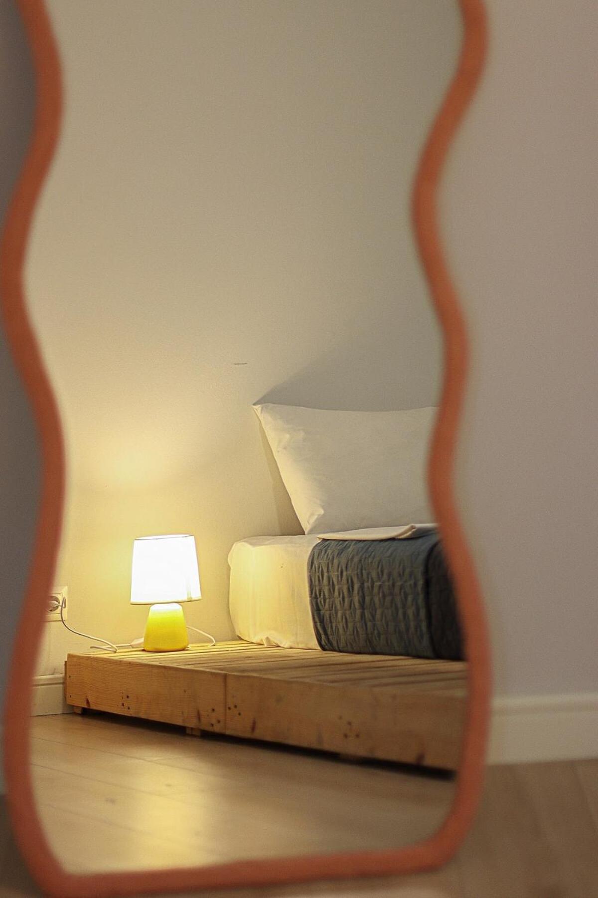 Mtatsminda Cozy Apt: & Comfy - By Wehost Tiflis
